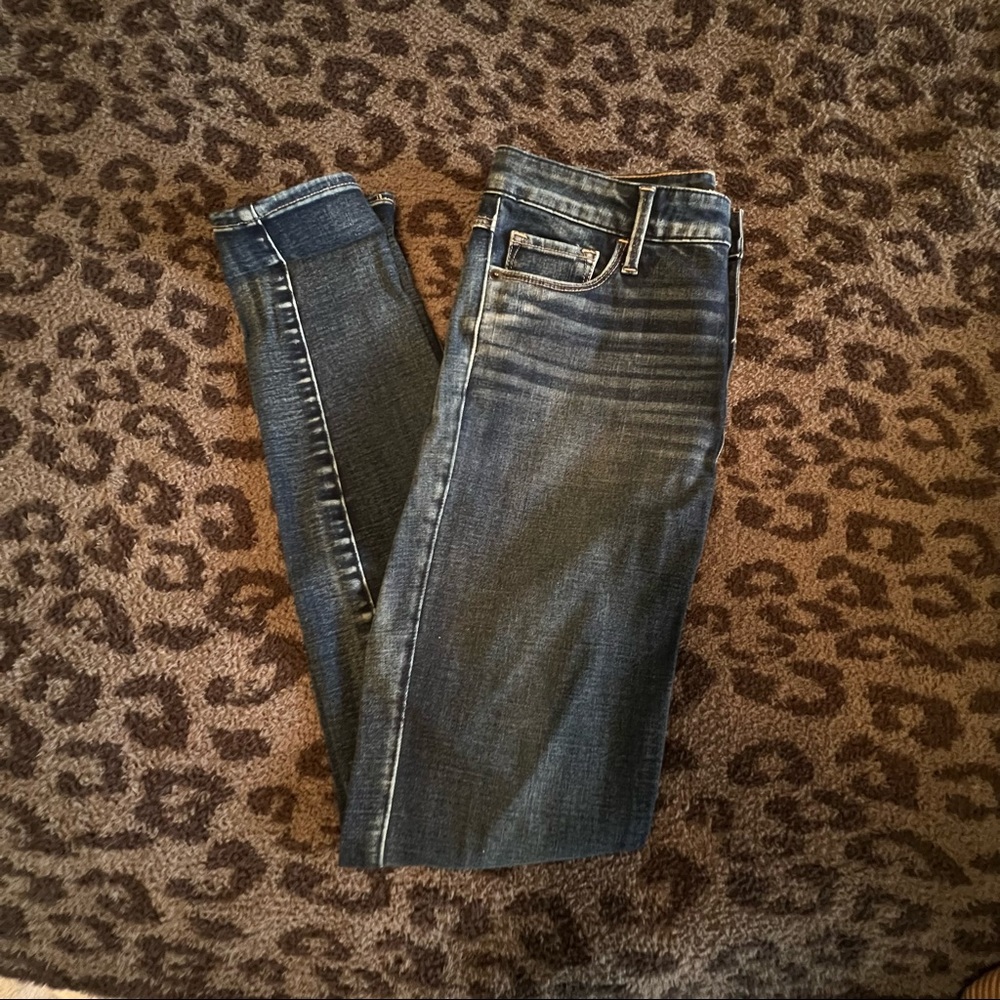 Abercrombie & Fitch Distressed Skinny Jeans